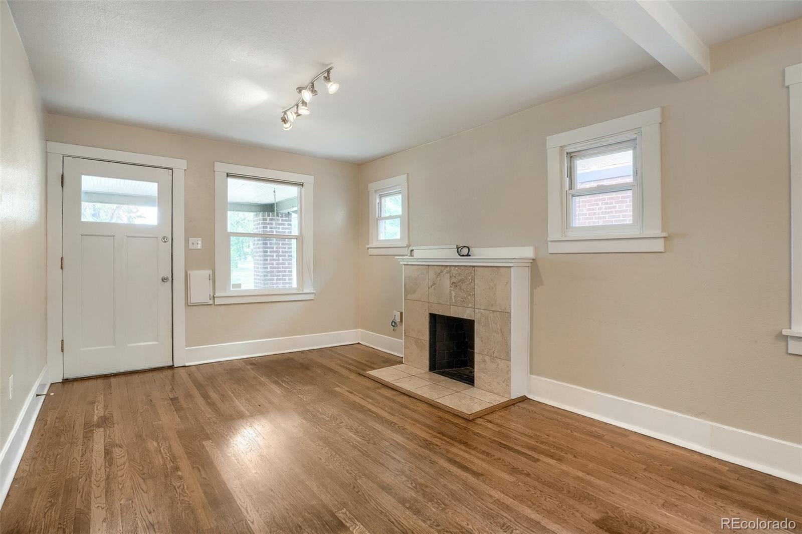 MLS Image #4 for 3625 n vine street,denver, Colorado