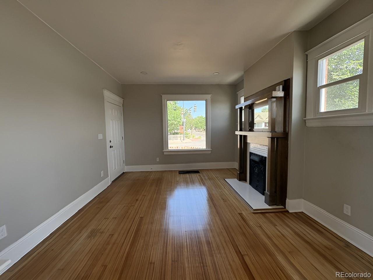 MLS Image #11 for 493 s lincoln street,denver, Colorado