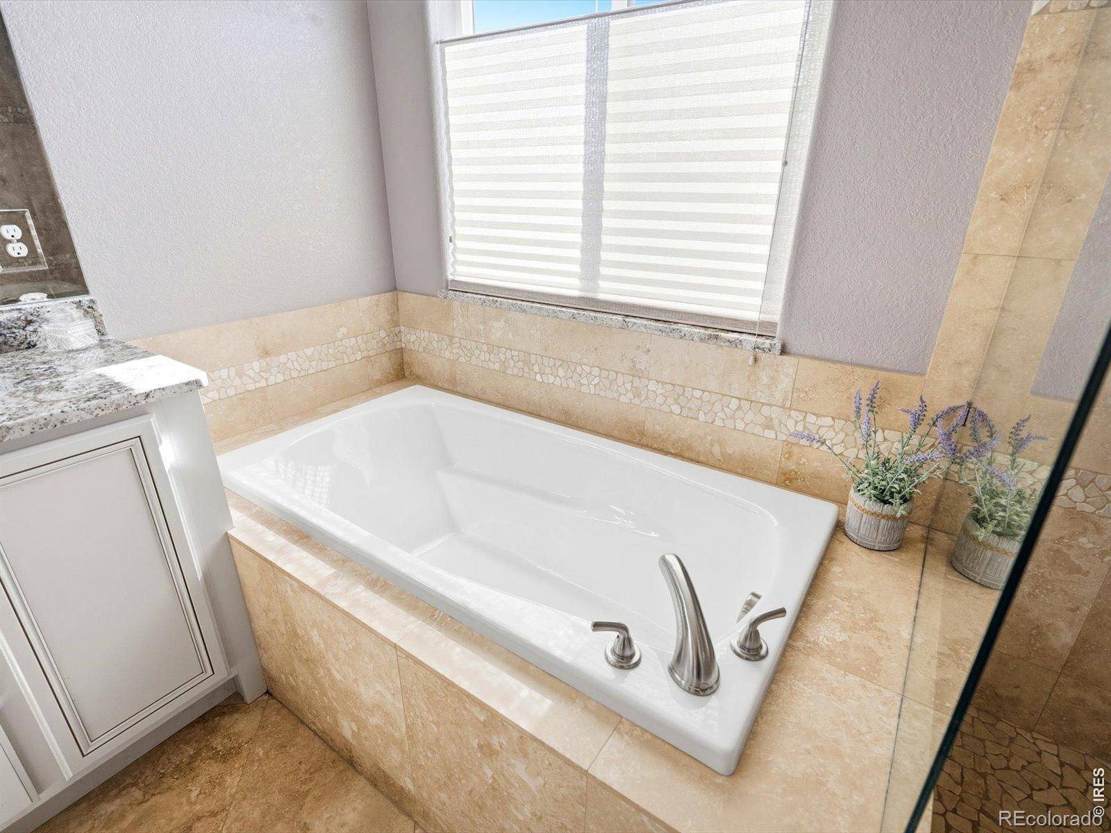 MLS Image #44 for 5035  peregrine road,dacono, Colorado