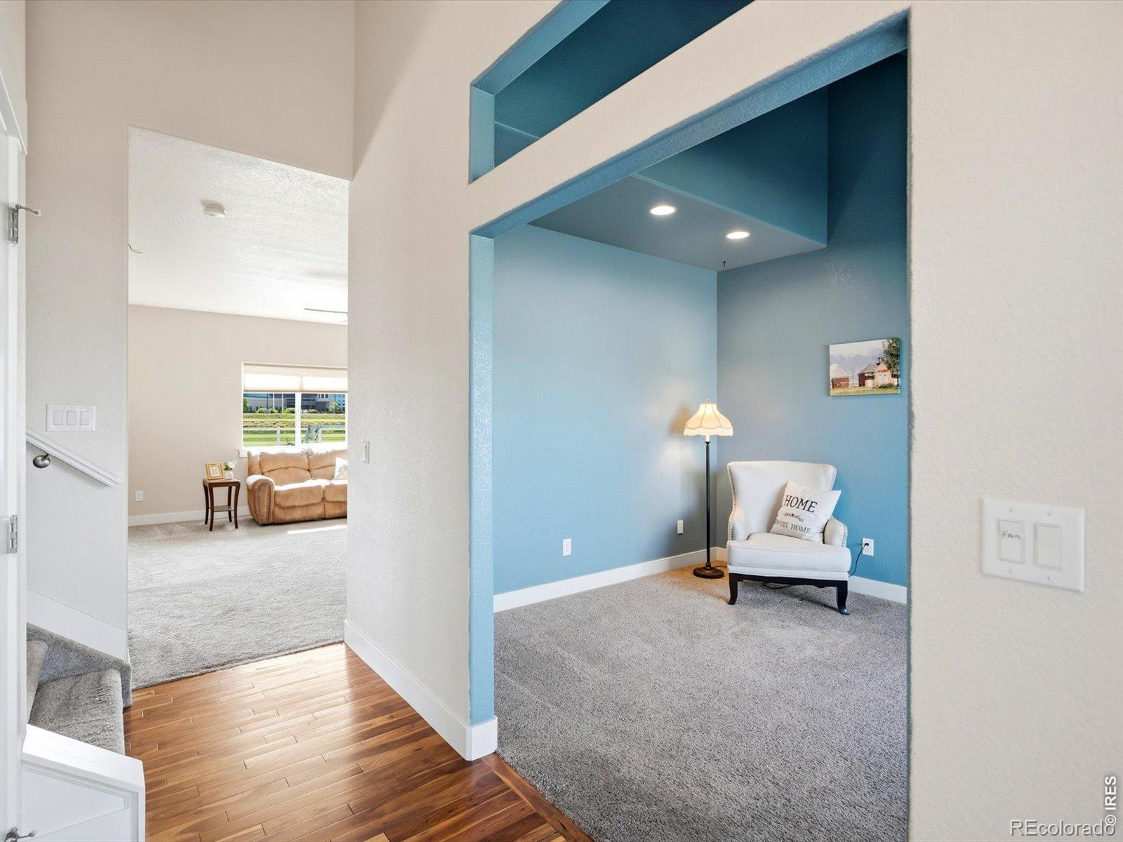 MLS Image #6 for 5035  peregrine road,dacono, Colorado
