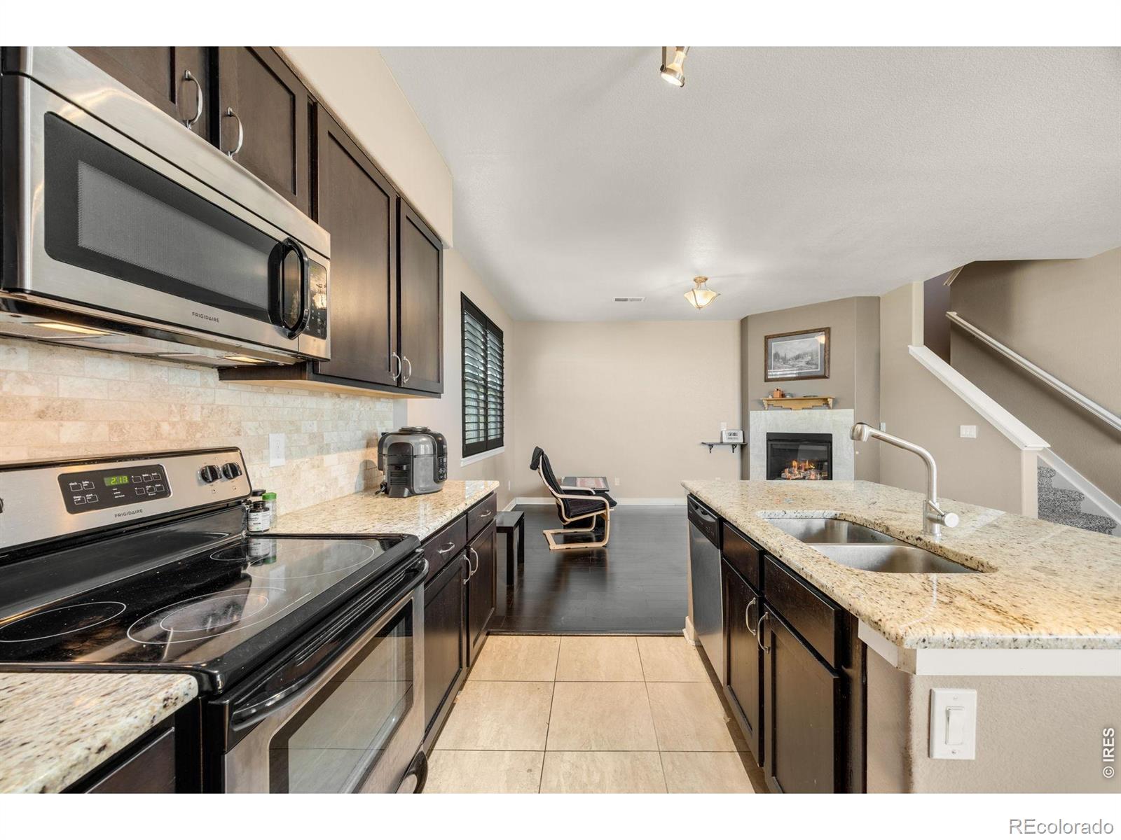 MLS Image #10 for 3611 s perth circle,aurora, Colorado