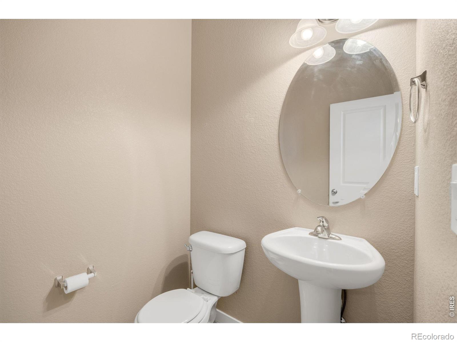 MLS Image #13 for 3611 s perth circle,aurora, Colorado