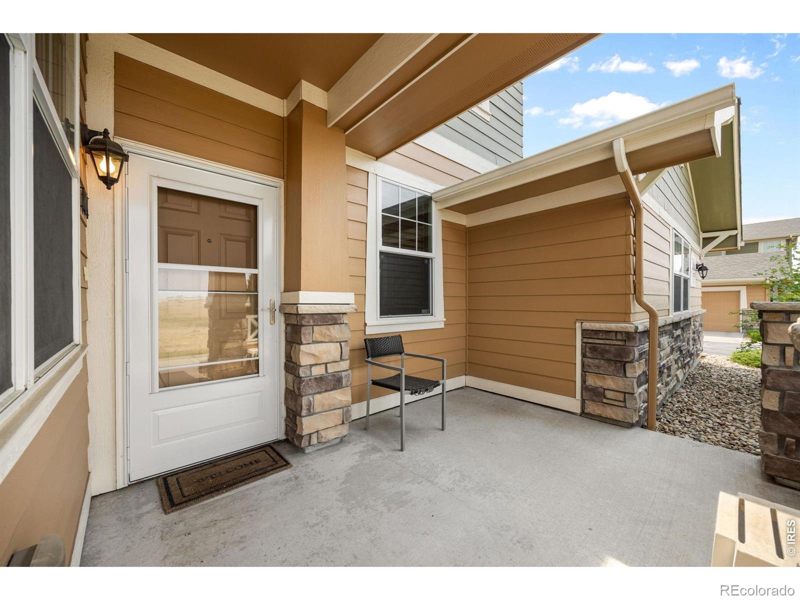 MLS Image #2 for 3611 s perth circle,aurora, Colorado