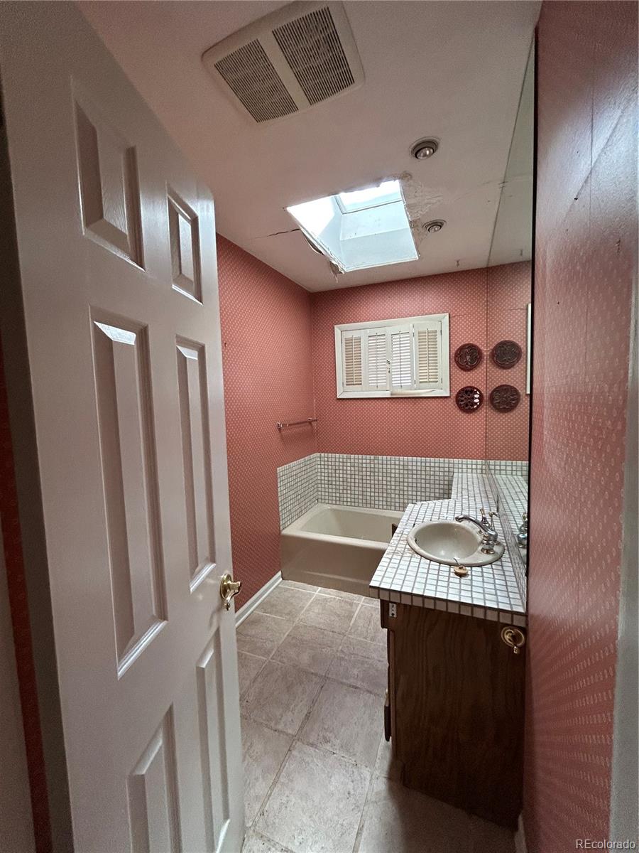 MLS Image #21 for 850 w 6th avenue,broomfield, Colorado
