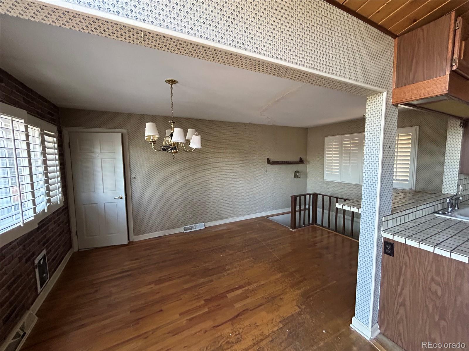 MLS Image #23 for 850 w 6th avenue,broomfield, Colorado