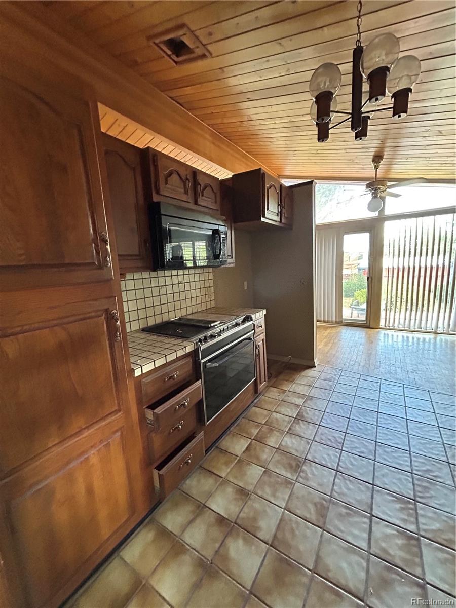 MLS Image #3 for 850 w 6th avenue,broomfield, Colorado