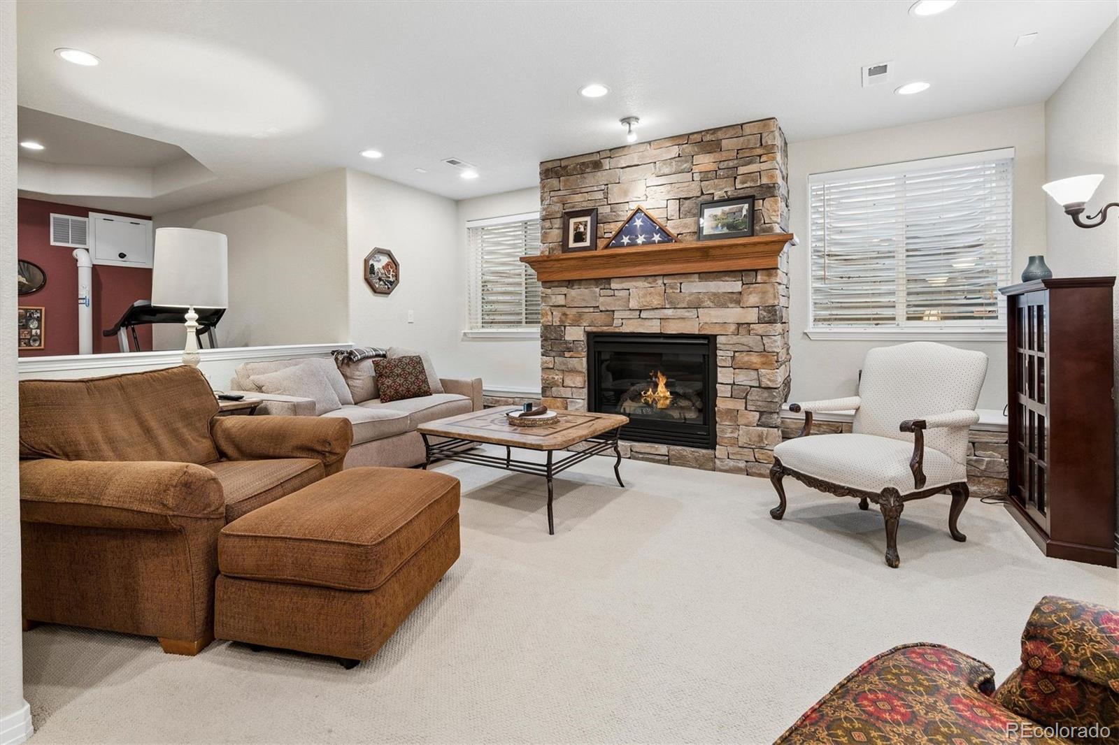 MLS Image #13 for 575  roslyn street,denver, Colorado