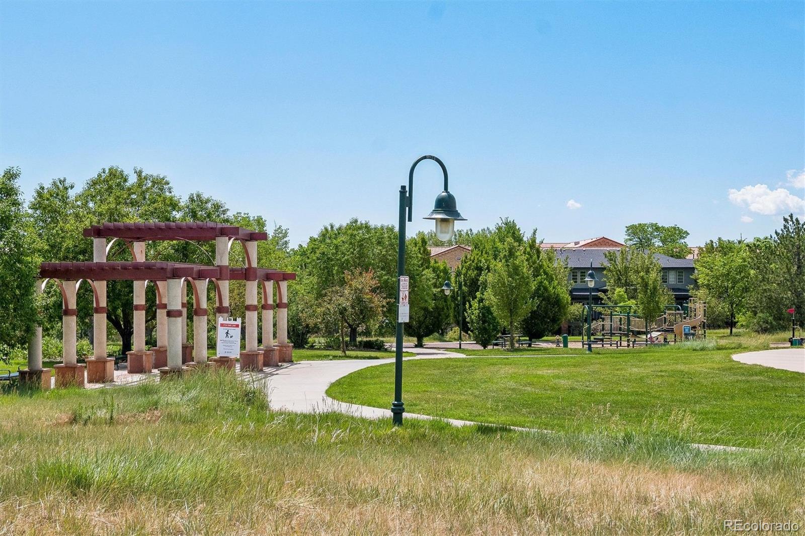 MLS Image #18 for 575  roslyn street,denver, Colorado