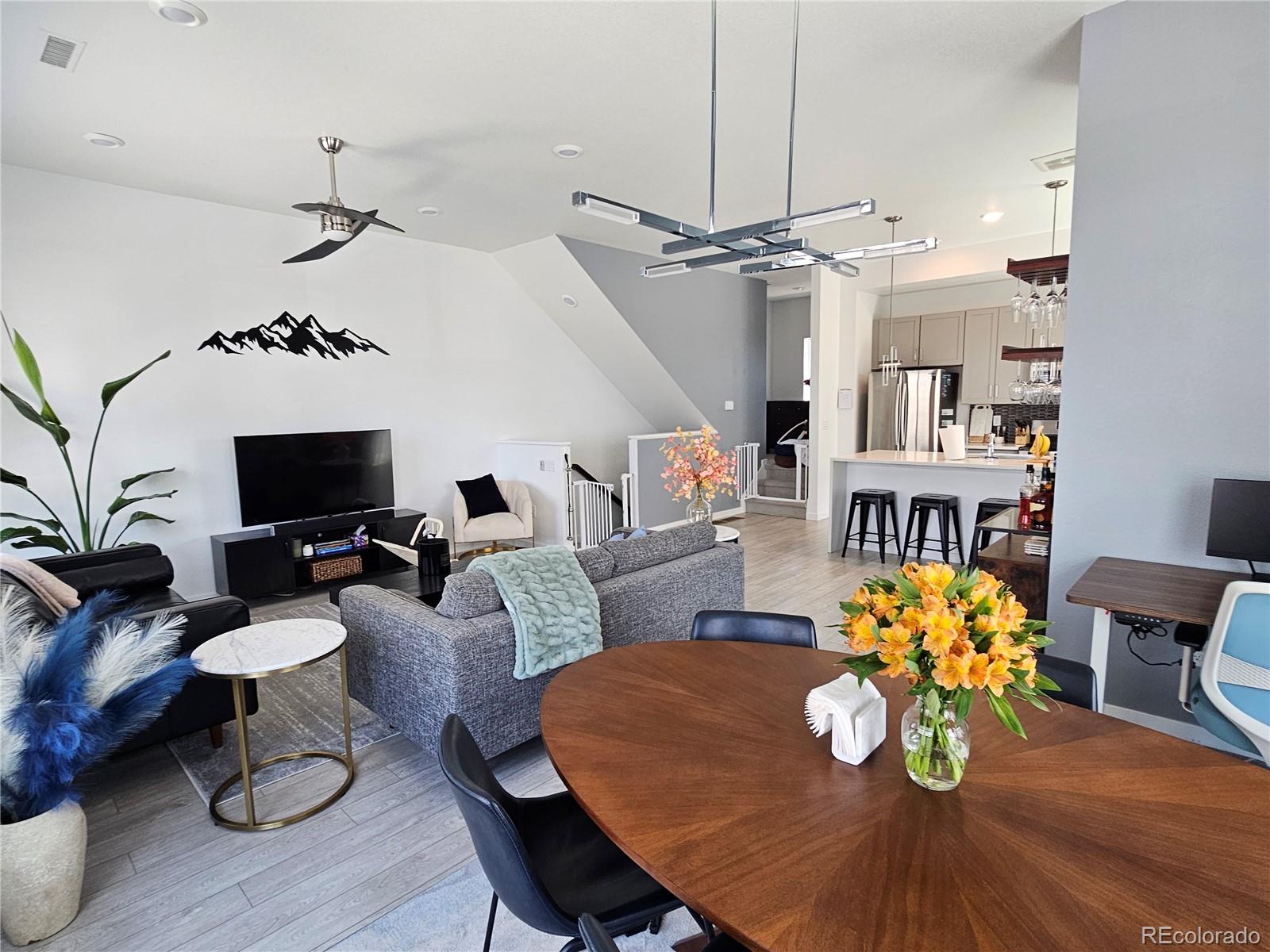 MLS Image #6 for 1661 w 67th circle,denver, Colorado