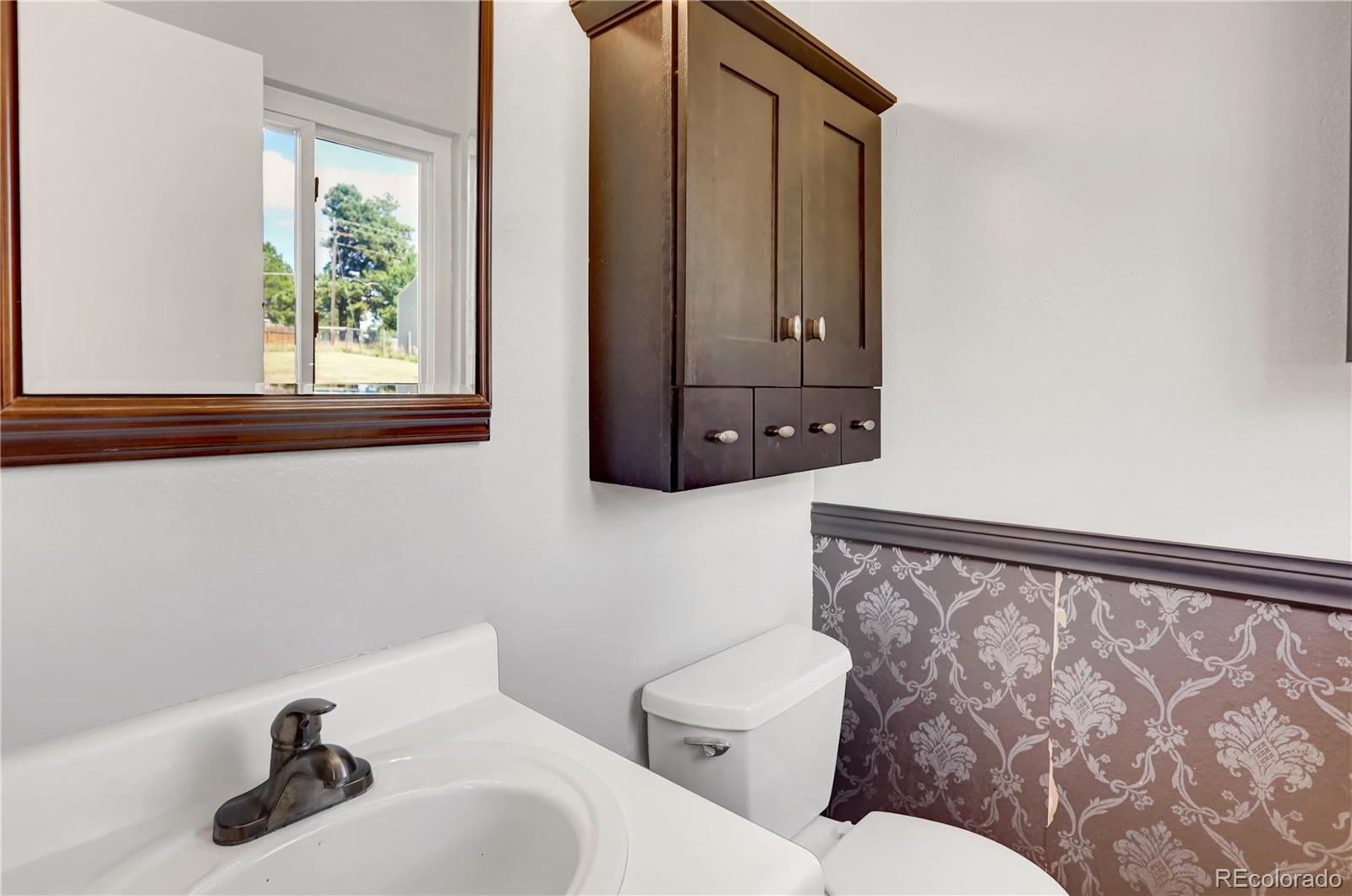 MLS Image #18 for 751 s pearl street,elizabeth, Colorado