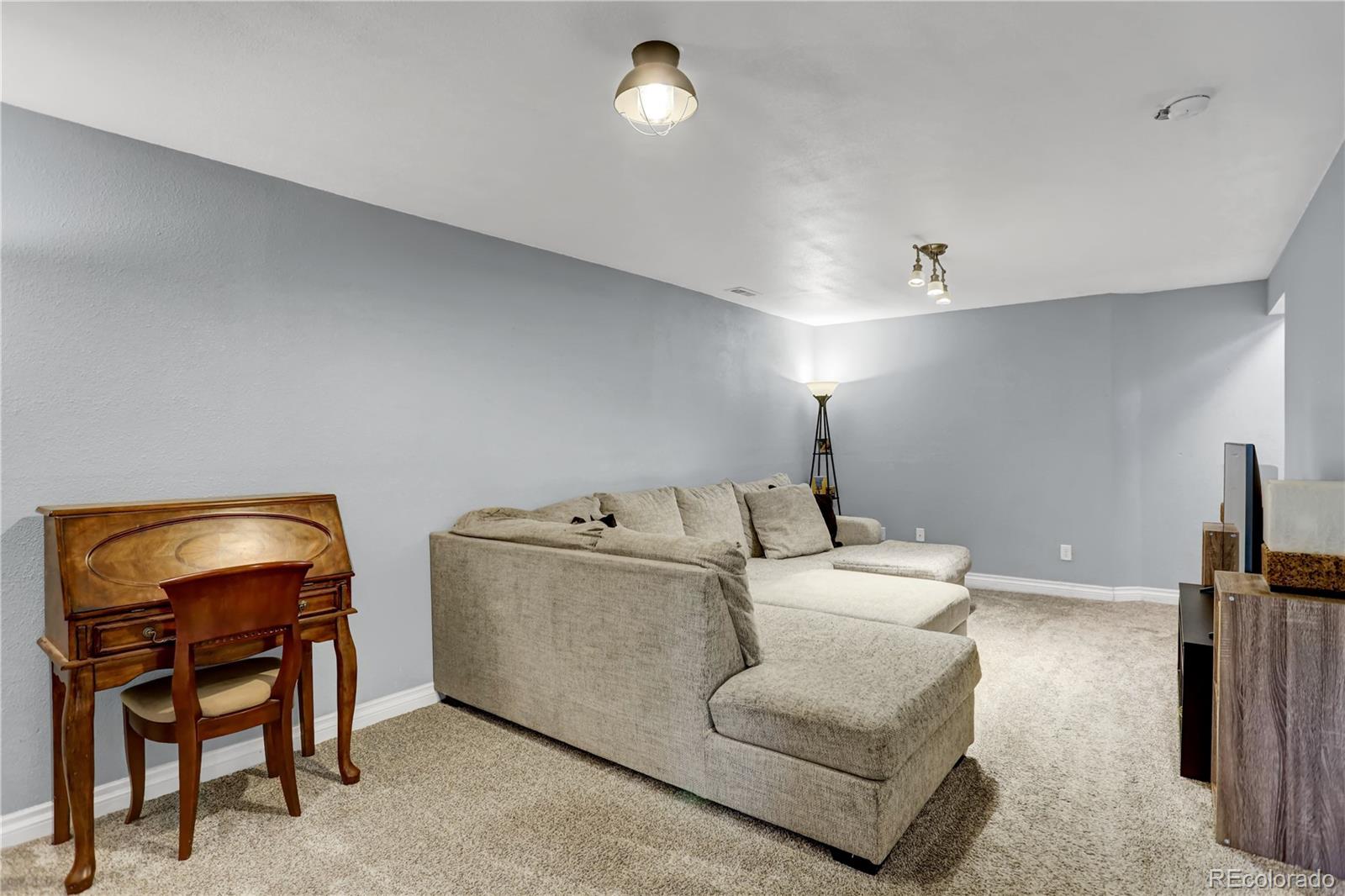 MLS Image #21 for 751 s pearl street,elizabeth, Colorado