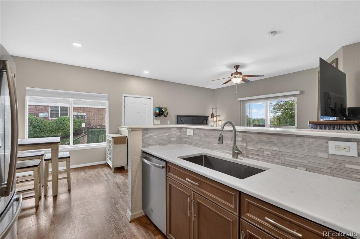 MLS Image #5 for 10089 w 55th drive 104,arvada, Colorado