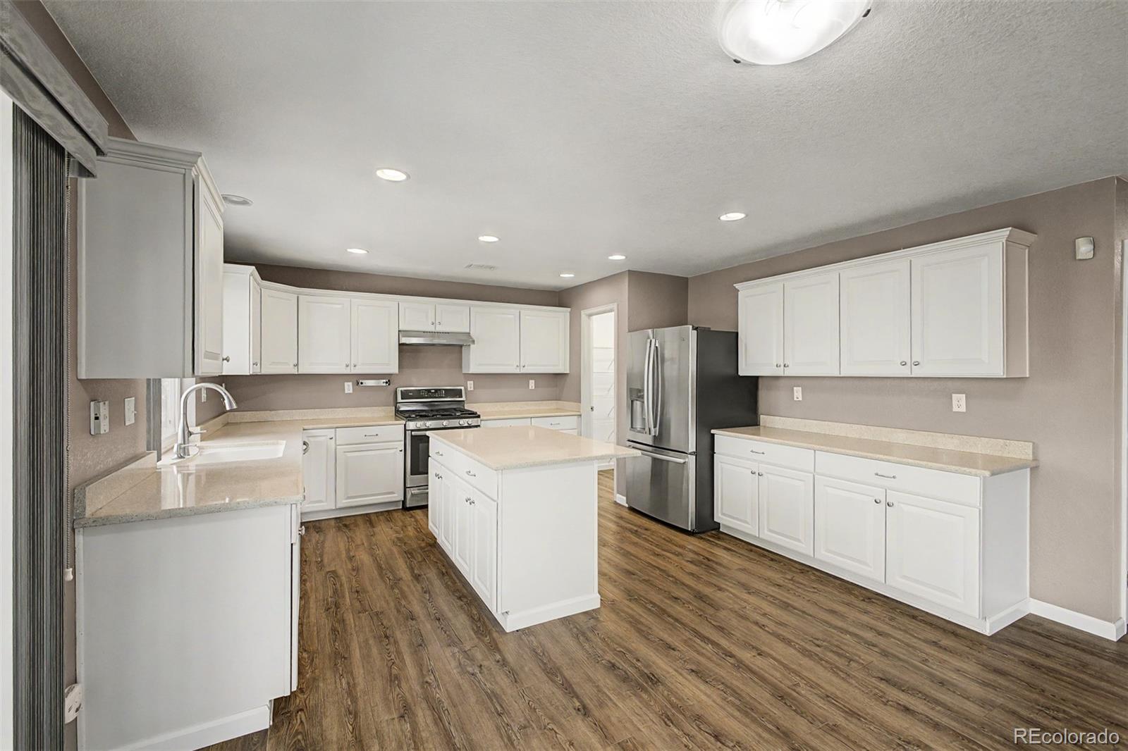 MLS Image #10 for 9833  jasper street,commerce city, Colorado