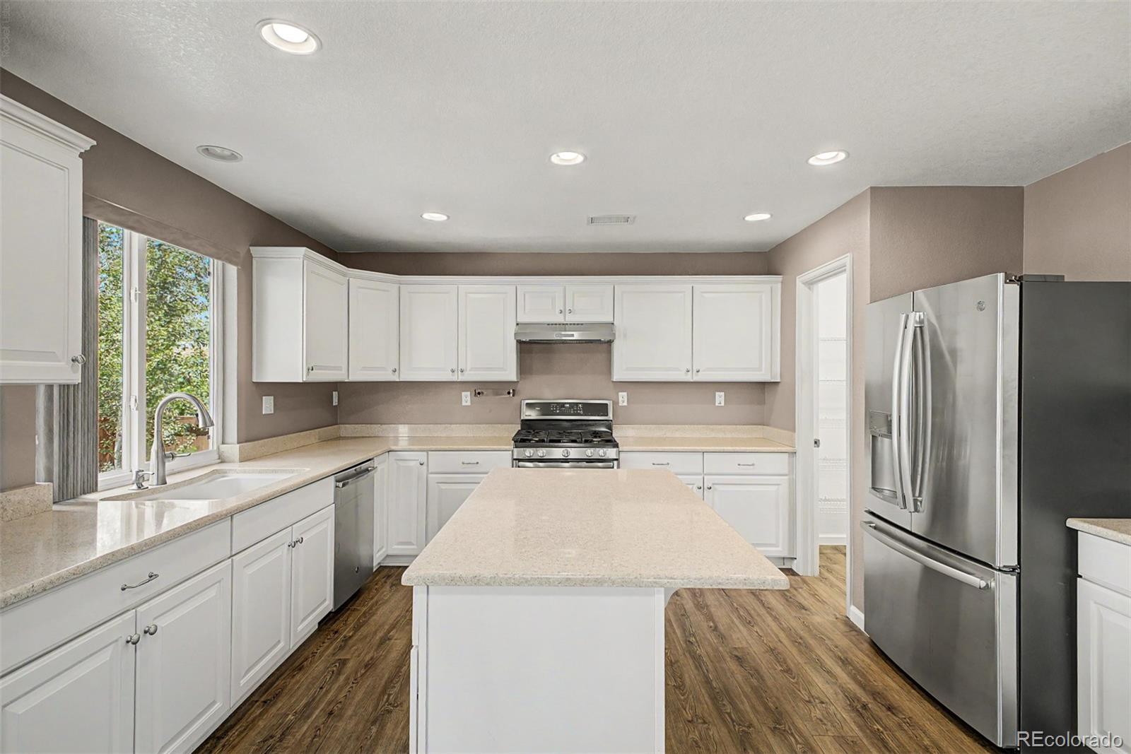 MLS Image #11 for 9833  jasper street,commerce city, Colorado