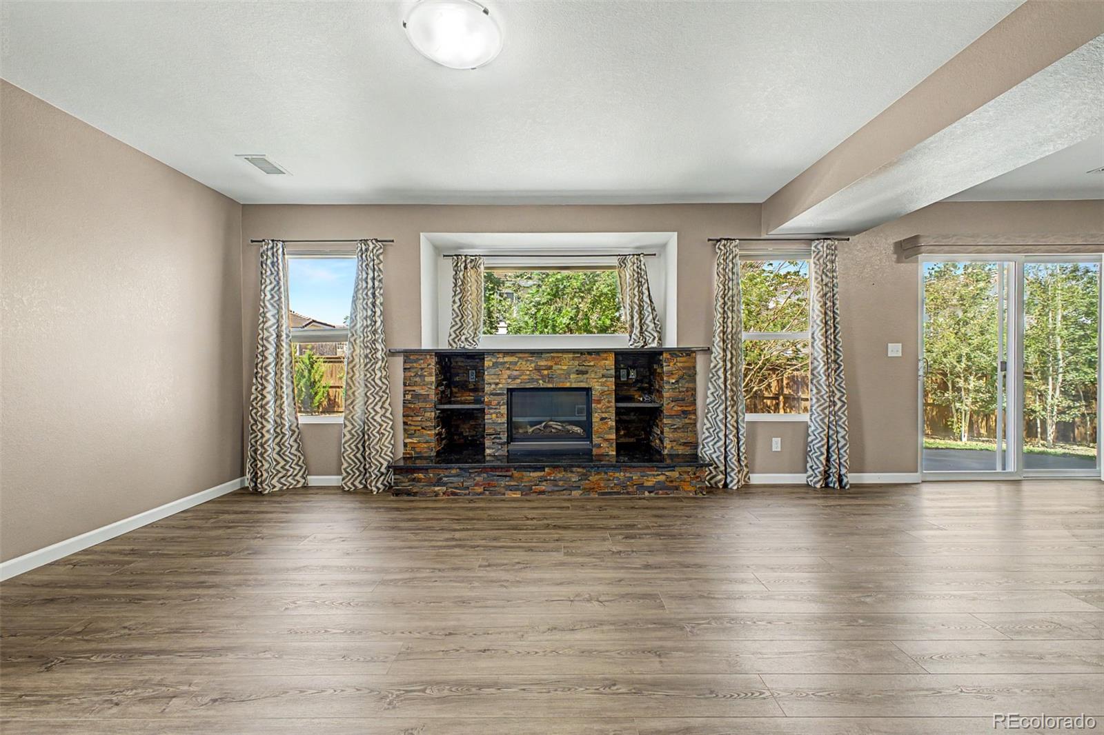 MLS Image #7 for 9833  jasper street,commerce city, Colorado
