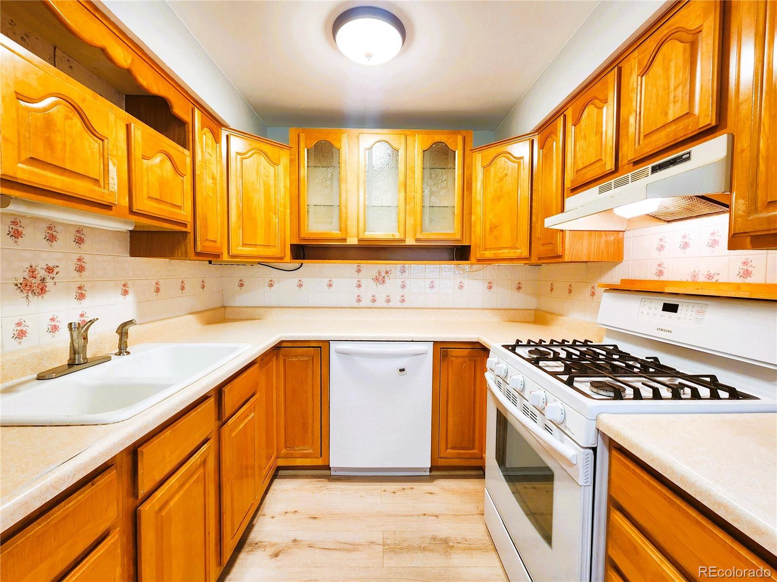MLS Image #16 for 3247 w pimlico drive,englewood, Colorado