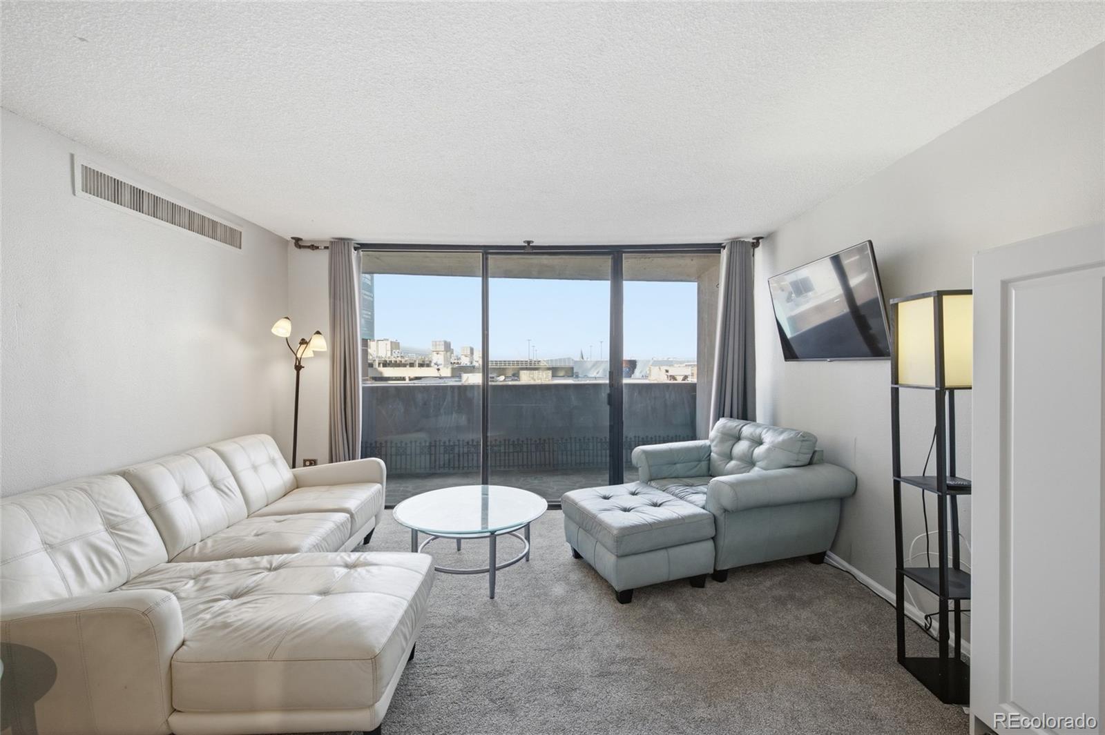 MLS Image #7 for 1020  15th street,denver, Colorado