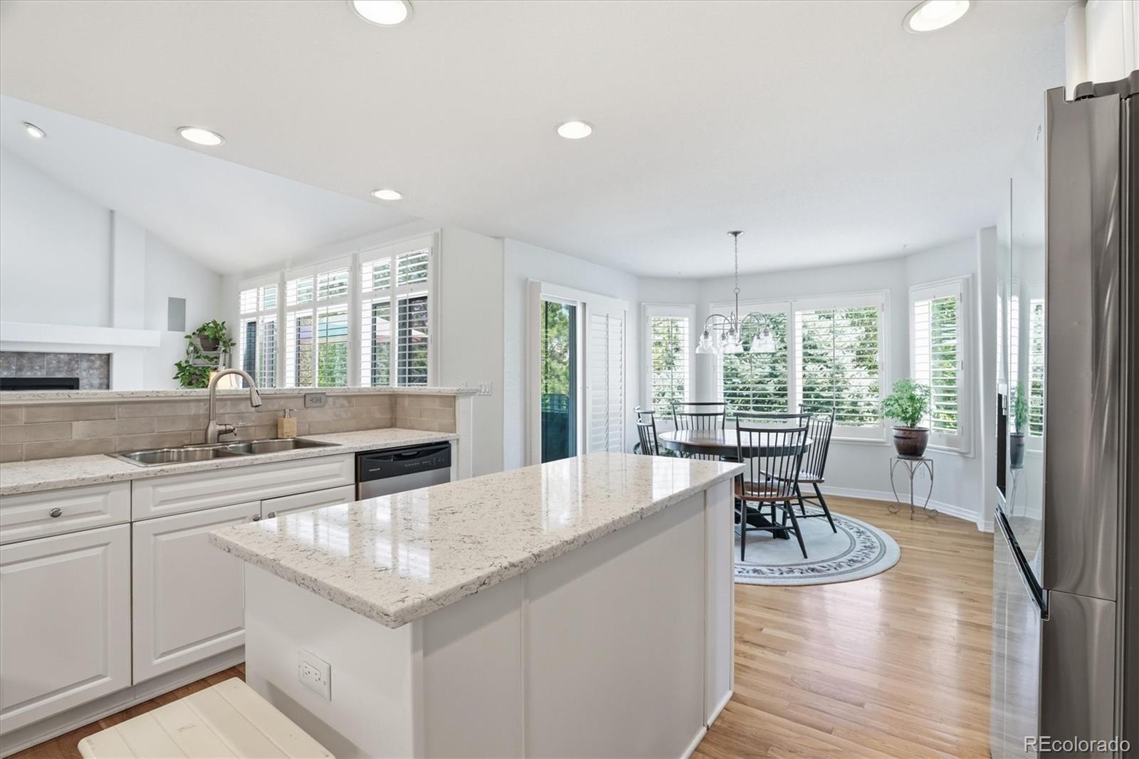MLS Image #19 for 2334 s union court,denver, Colorado
