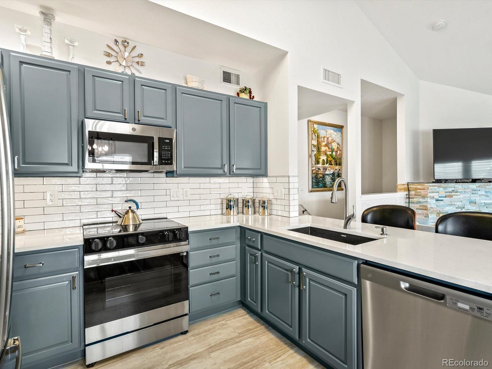 MLS Image #5 for 9306  amison circle,parker, Colorado