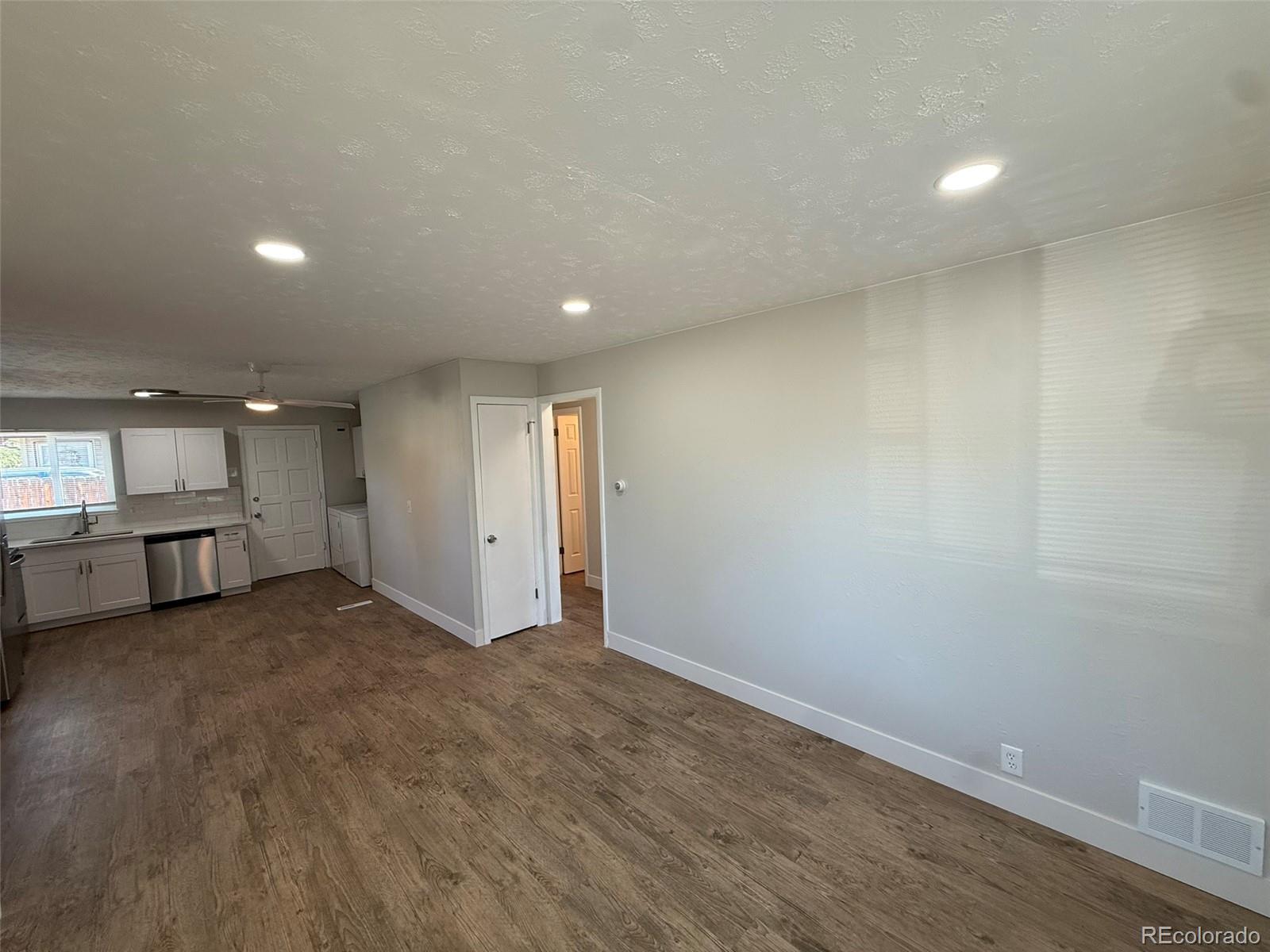 MLS Image #16 for 906  nome street,aurora, Colorado
