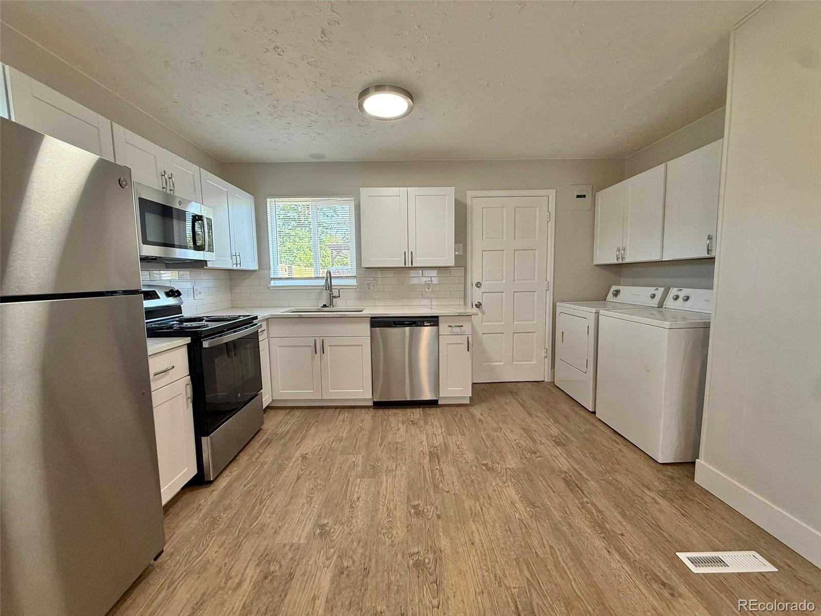 MLS Image #17 for 906  nome street,aurora, Colorado