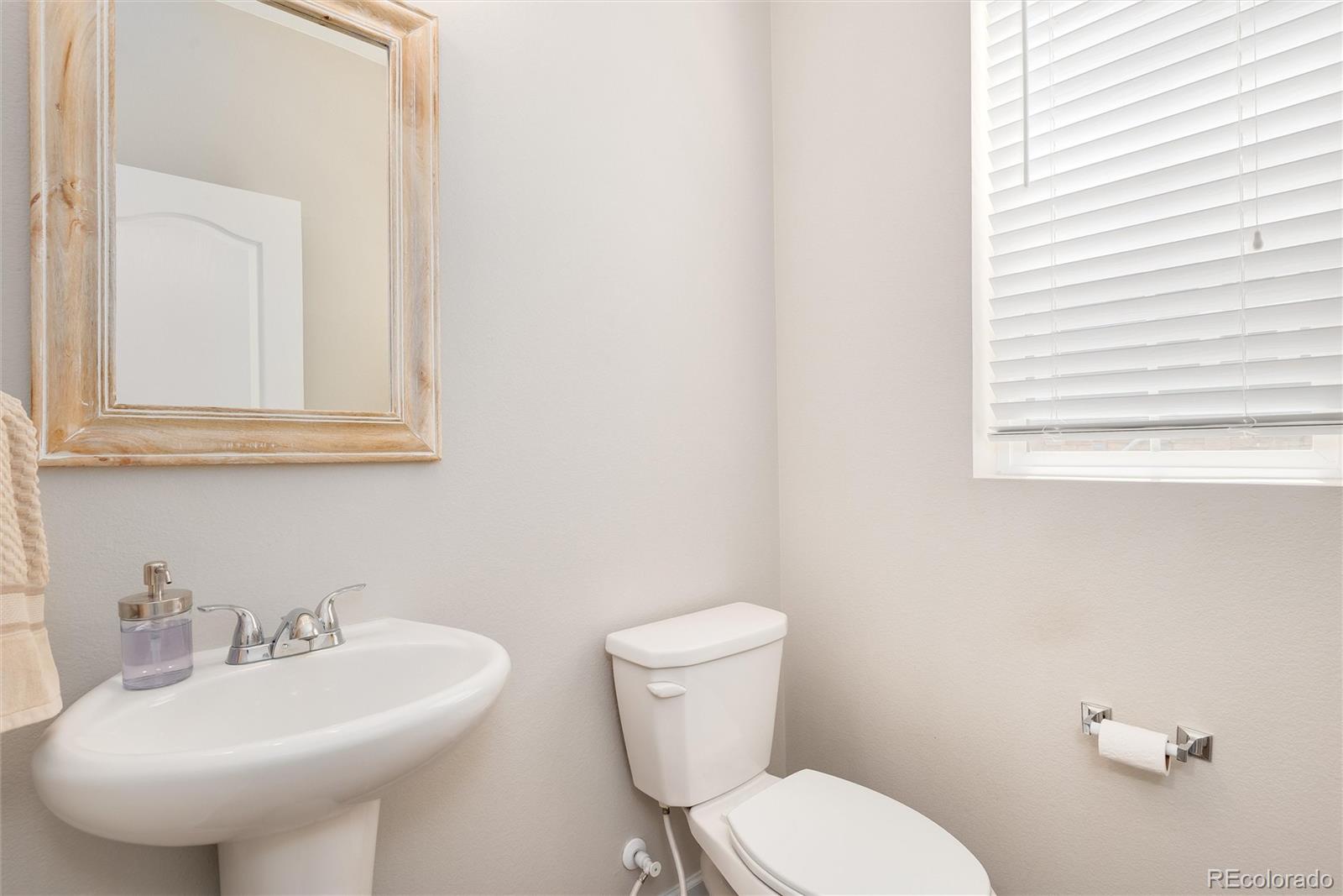 MLS Image #20 for 6156 s harvest court,aurora, Colorado