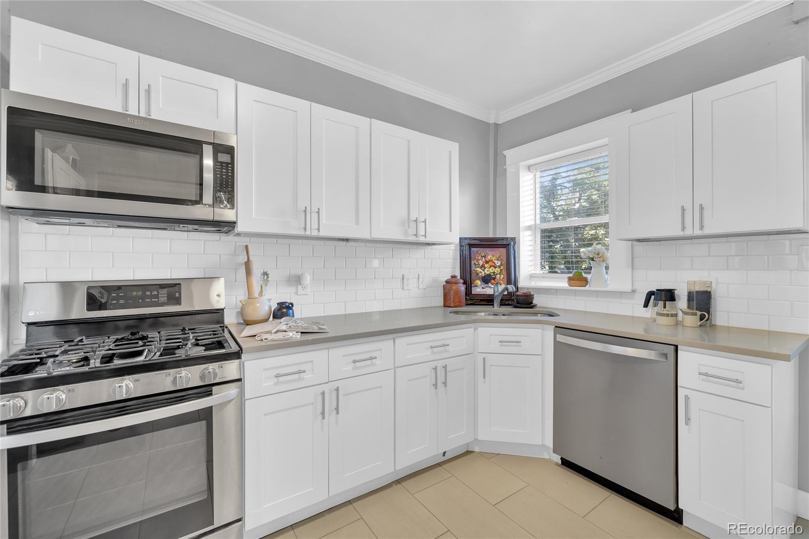 MLS Image #8 for 2545 n lafayette street,denver, Colorado