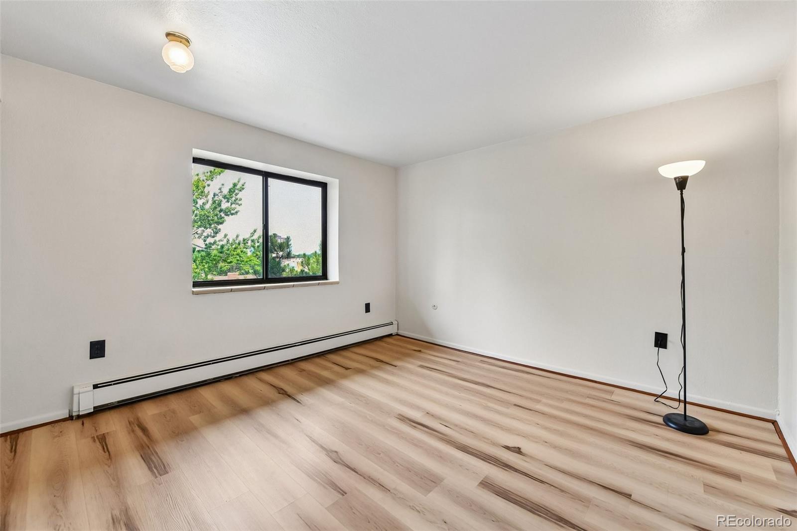 MLS Image #12 for 1008 n corona street,denver, Colorado