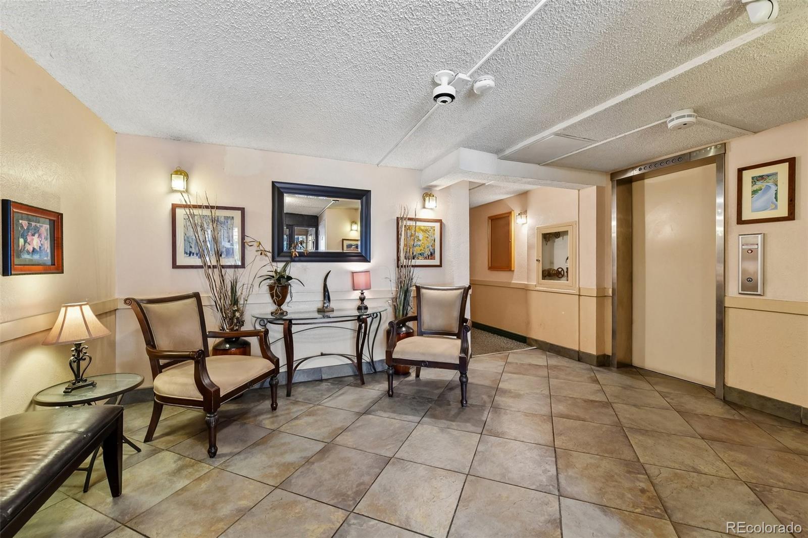 MLS Image #16 for 1008 n corona street,denver, Colorado