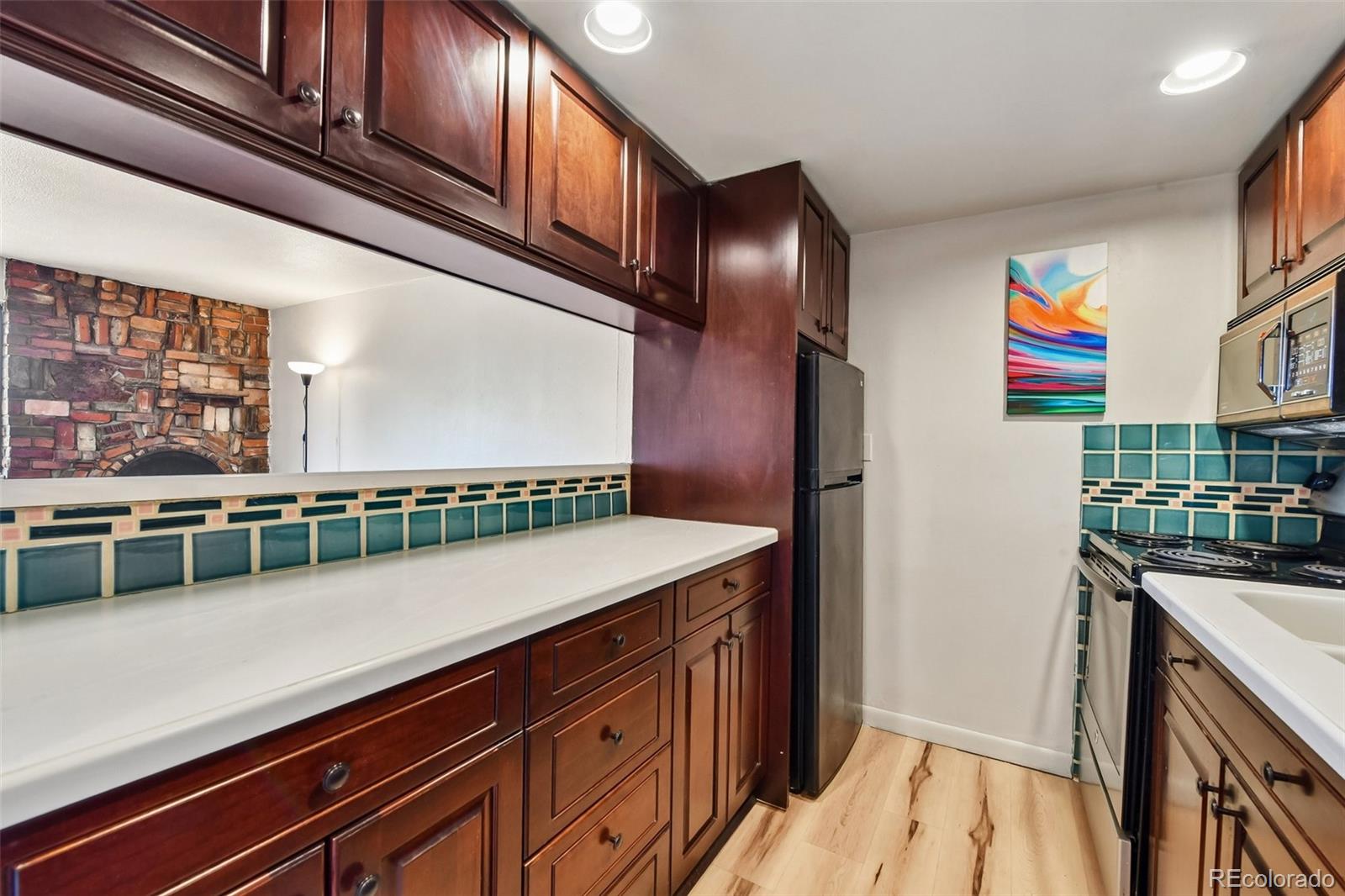 MLS Image #9 for 1008 n corona street,denver, Colorado