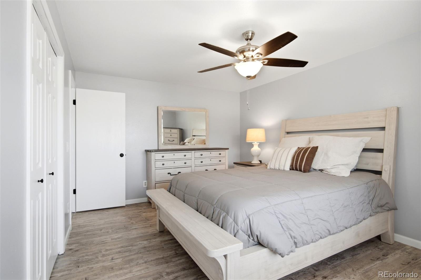 MLS Image #14 for 7669 s holland way,littleton, Colorado