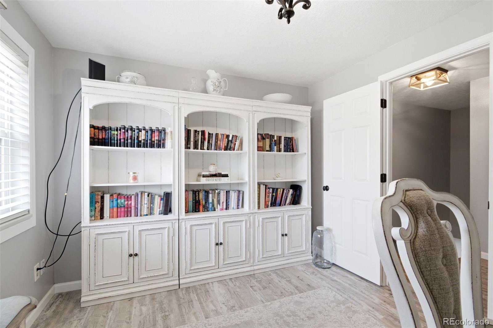 MLS Image #18 for 7669 s holland way,littleton, Colorado