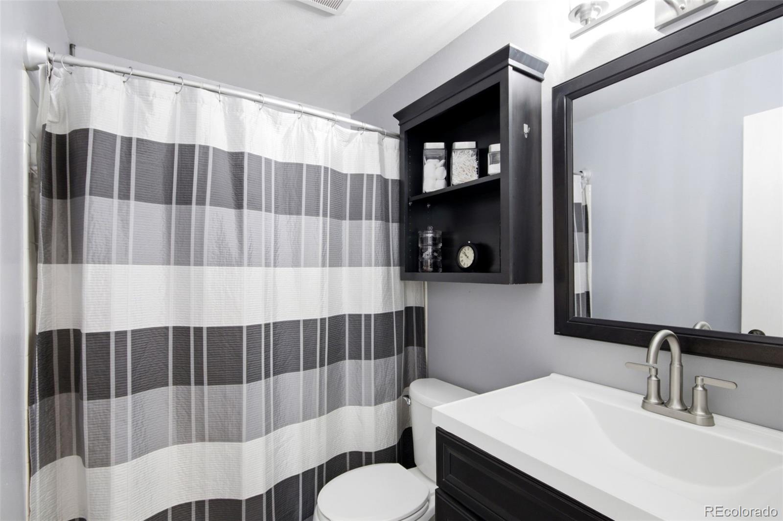 MLS Image #23 for 7669 s holland way,littleton, Colorado