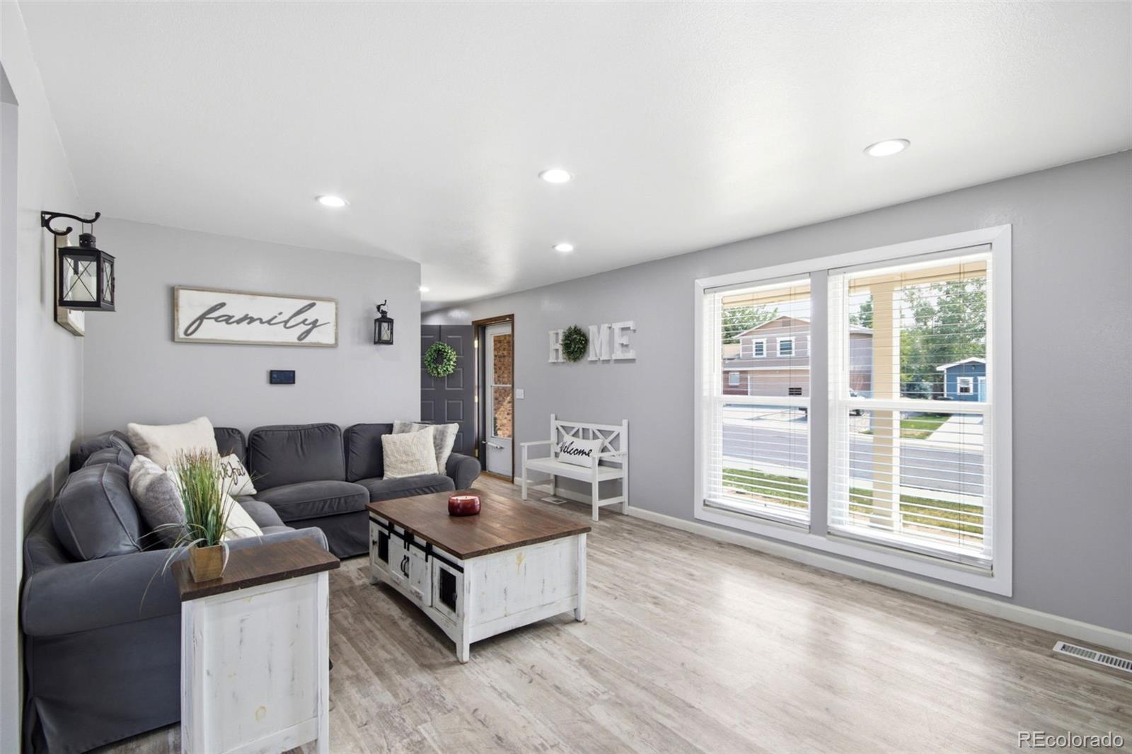 MLS Image #4 for 7669 s holland way,littleton, Colorado
