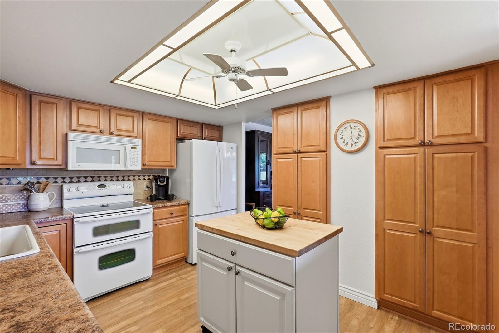 MLS Image #1 for 14102 e linvale place,aurora, Colorado