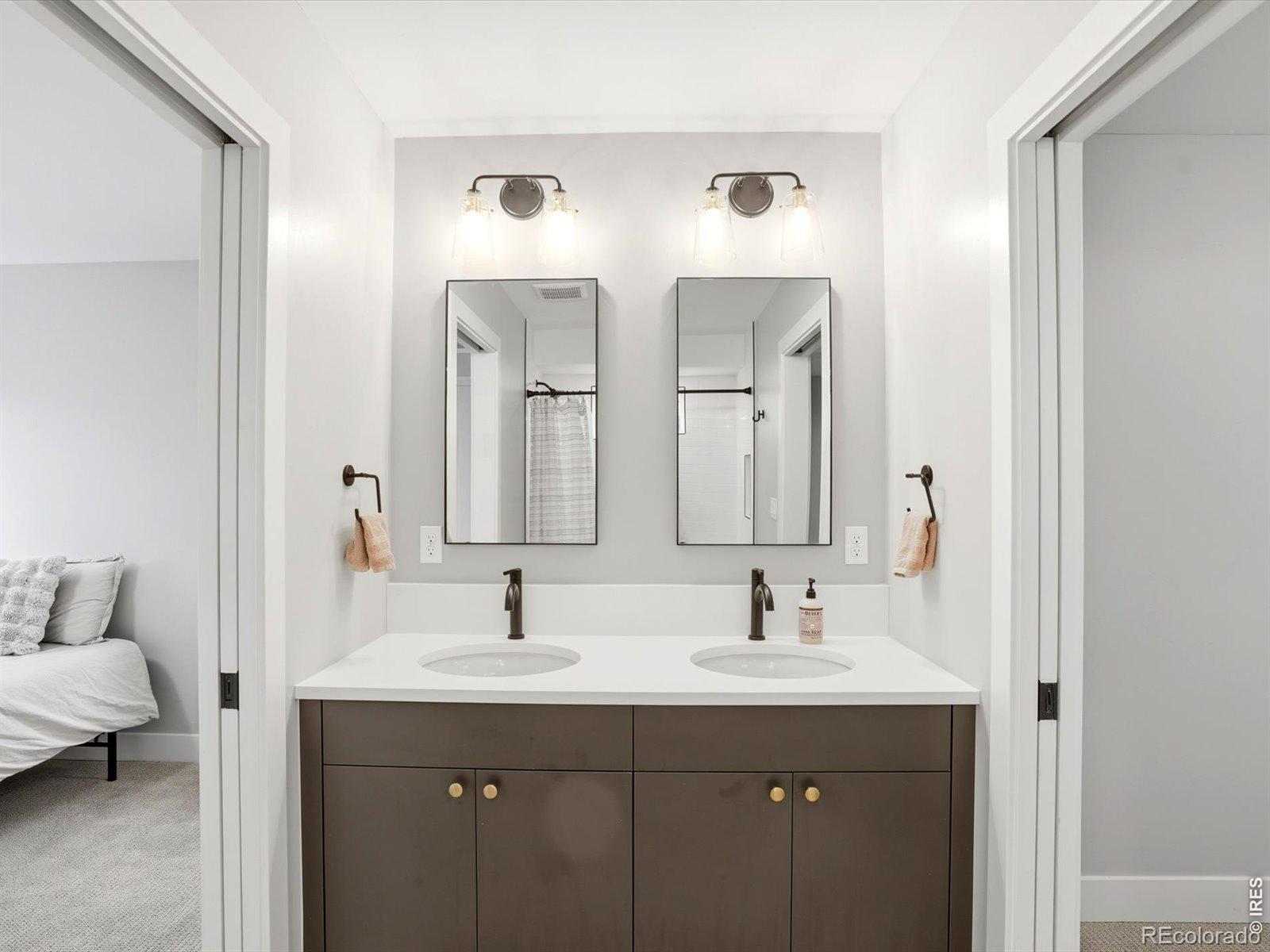MLS Image #23 for 2146 s josephine street,denver, Colorado