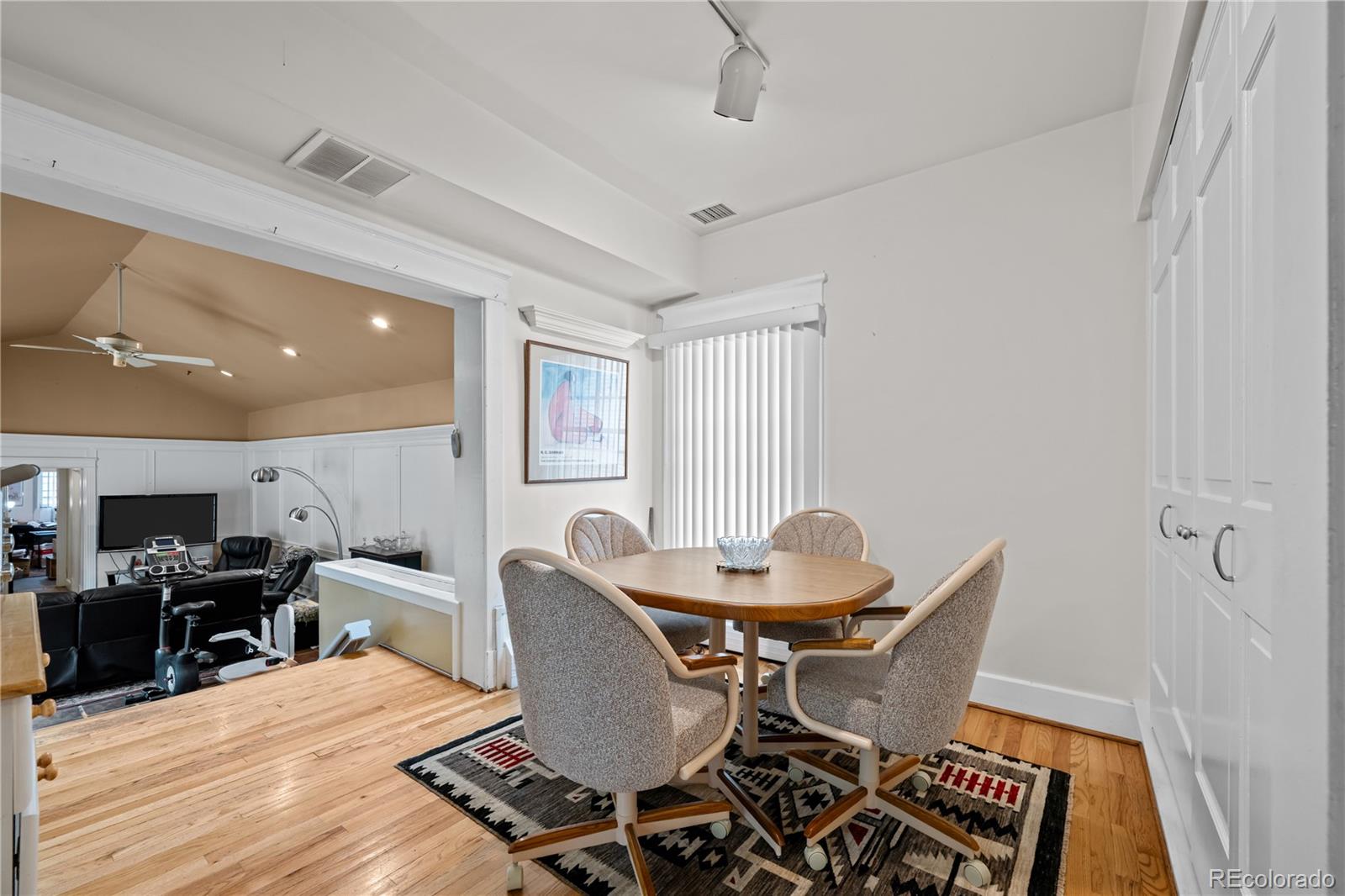 MLS Image #17 for 401 n high street,denver, Colorado