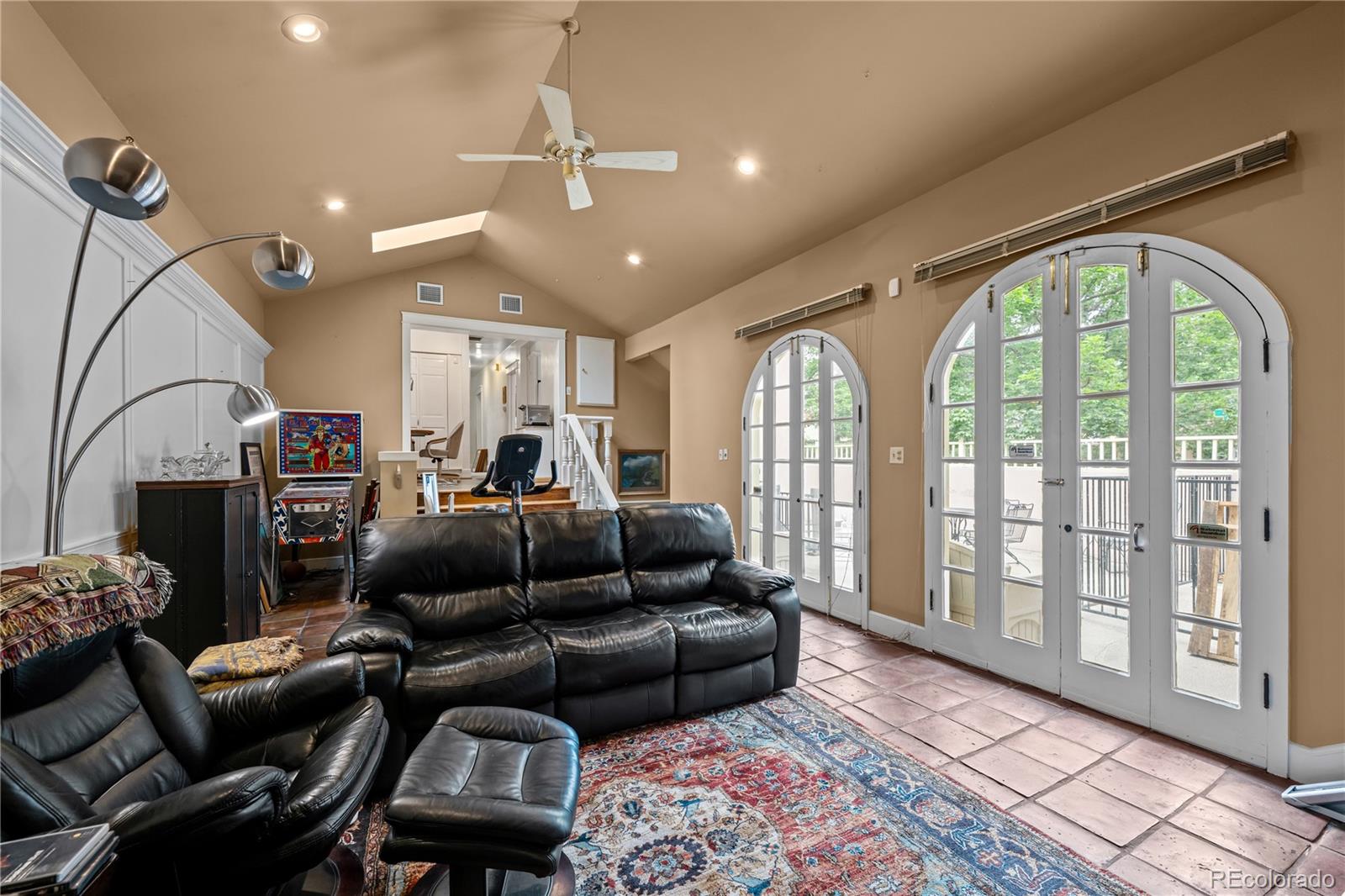 MLS Image #19 for 401 n high street,denver, Colorado