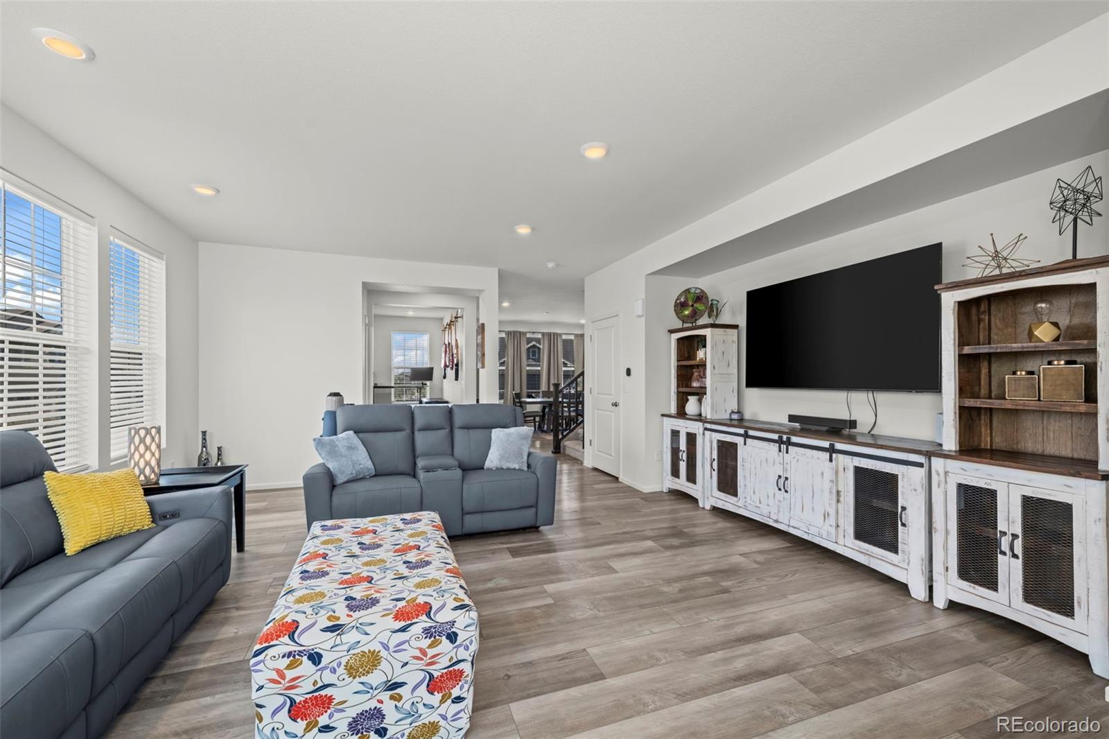 MLS Image #4 for 4605  meadow drive,dacono, Colorado