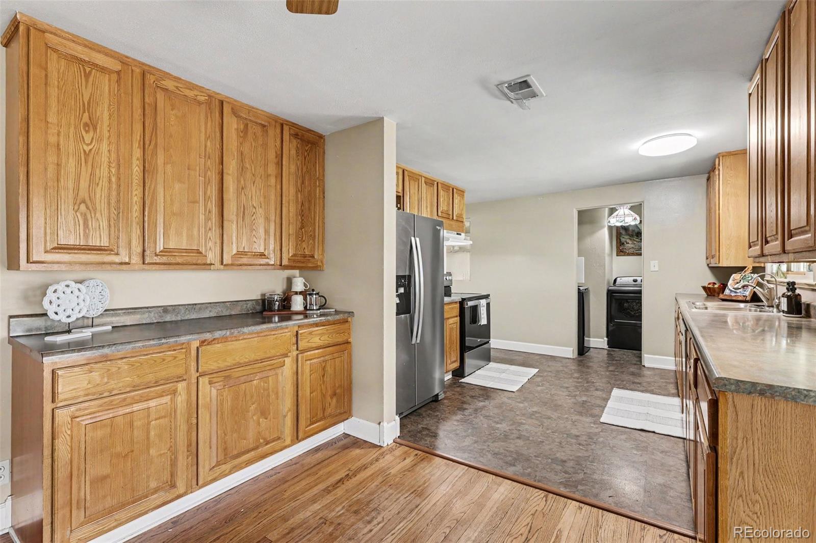 MLS Image #17 for 1601 n dunkirk street,aurora, Colorado