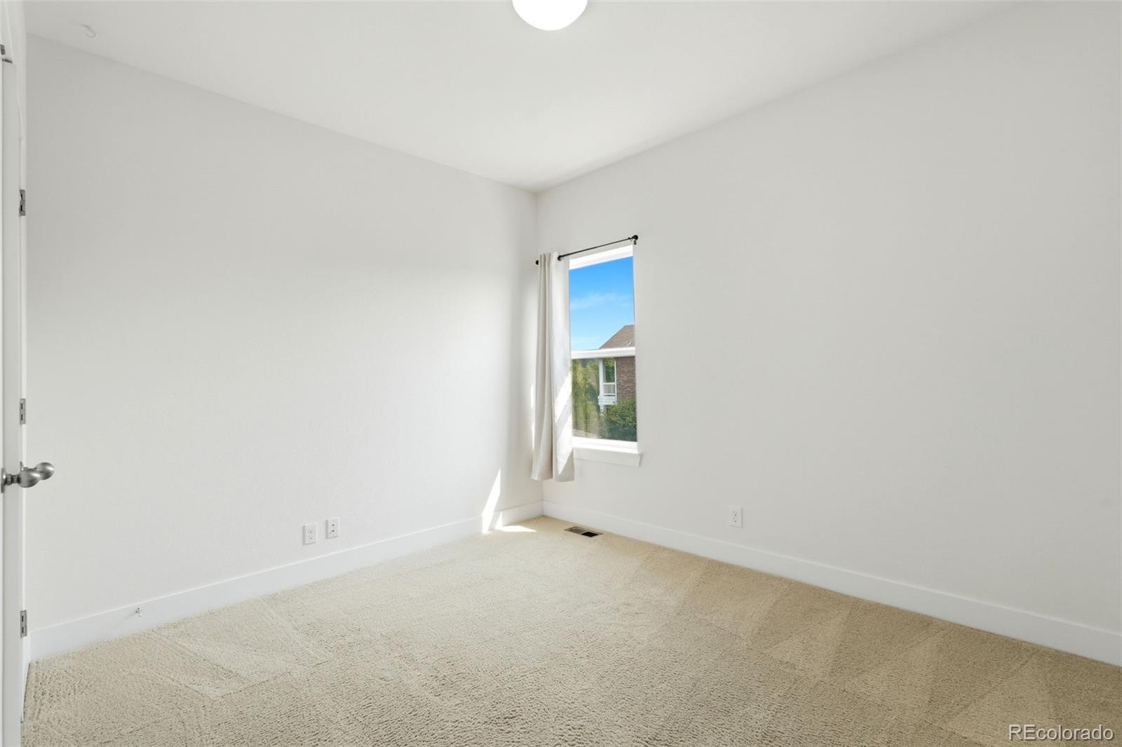 MLS Image #33 for 480  yosemite way,denver, Colorado