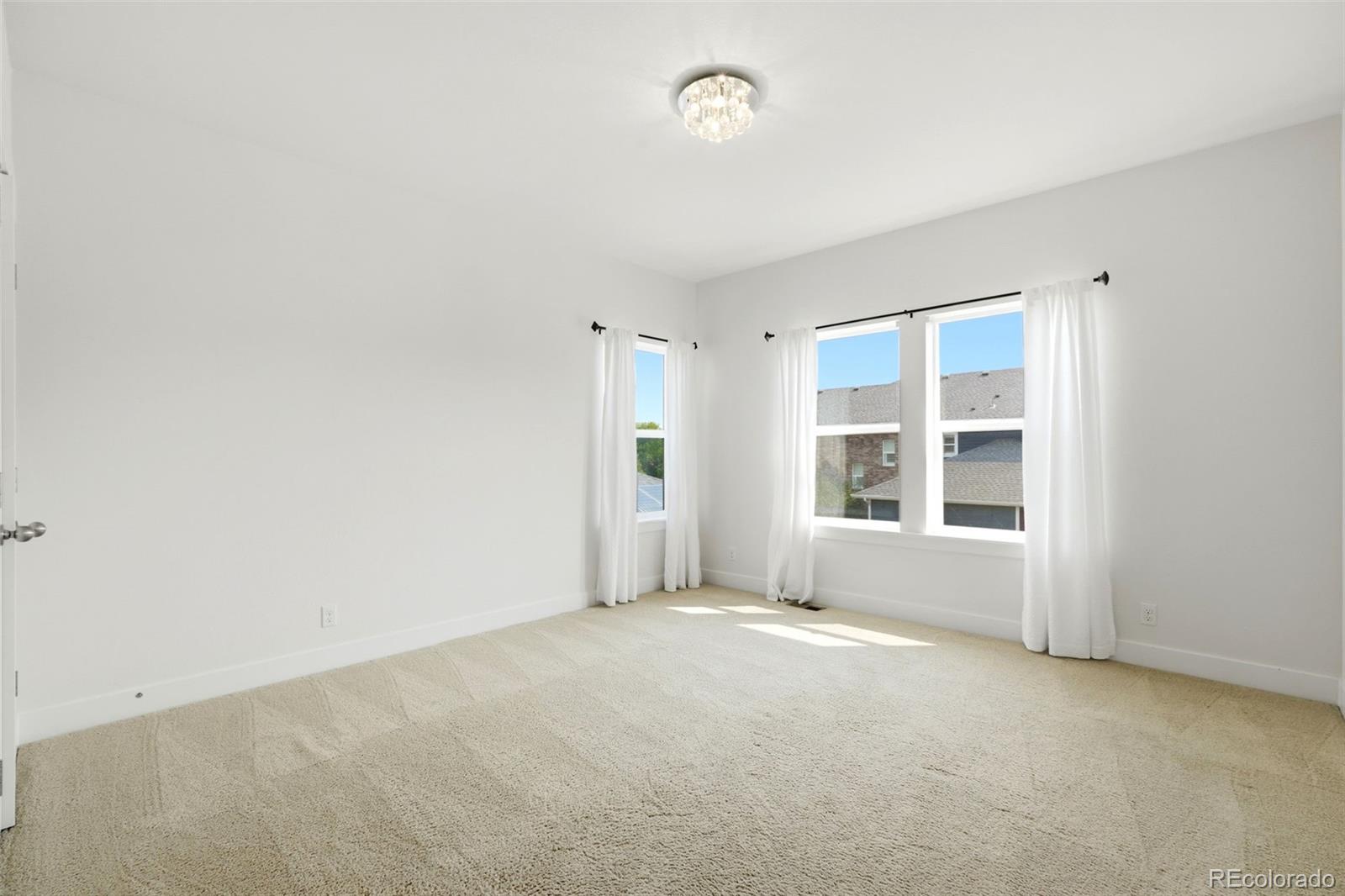 MLS Image #38 for 480  yosemite way,denver, Colorado
