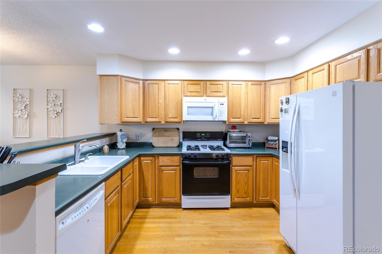 MLS Image #5 for 5727 w asbury place,lakewood, Colorado