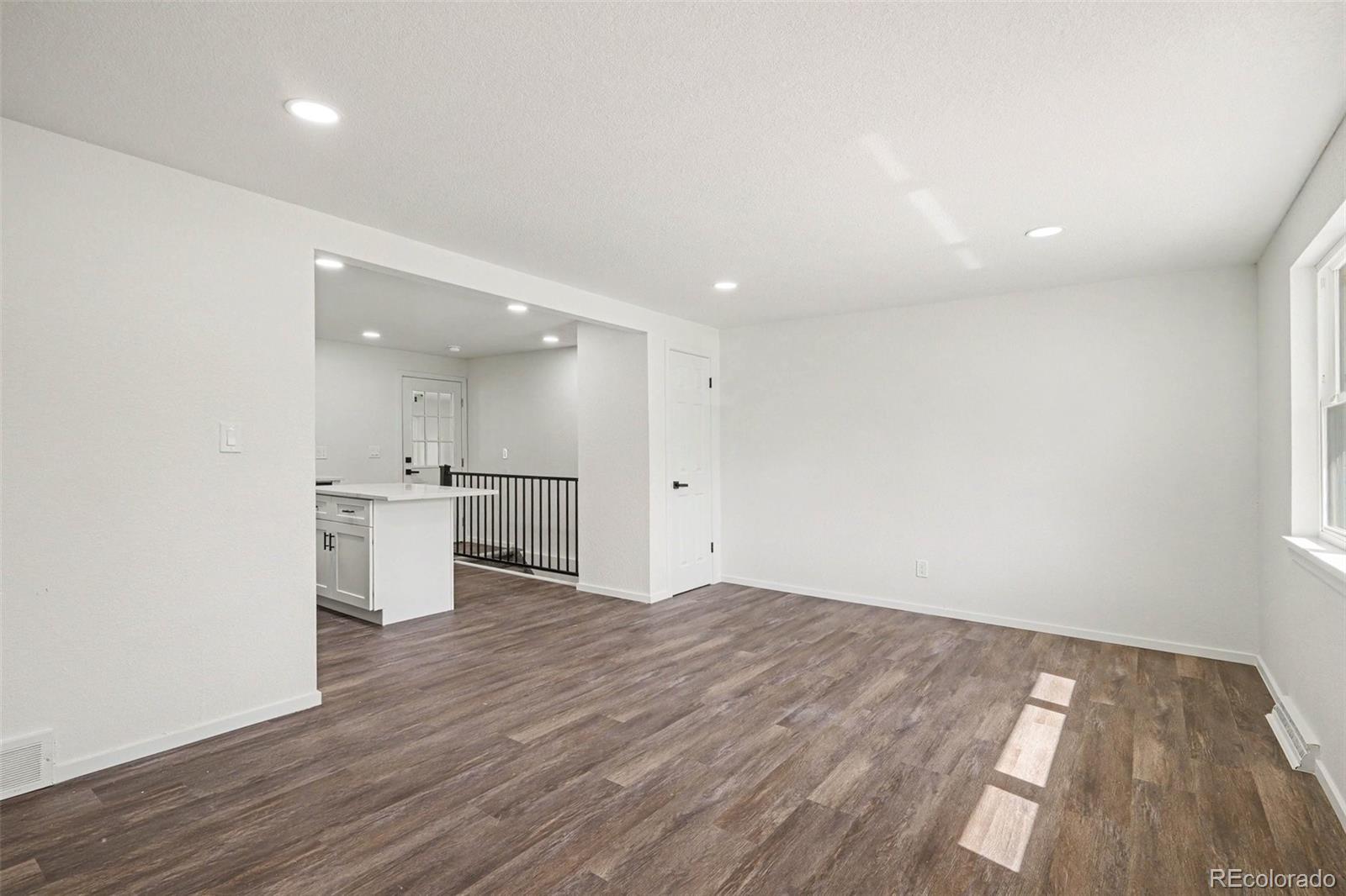 MLS Image #8 for 11915 e arizona drive,aurora, Colorado
