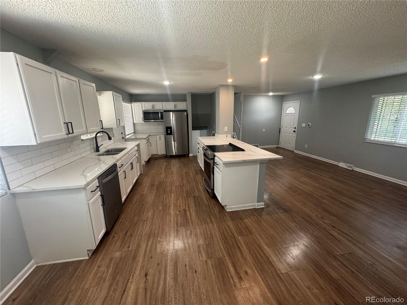 MLS Image #5 for 1255  granby street,aurora, Colorado
