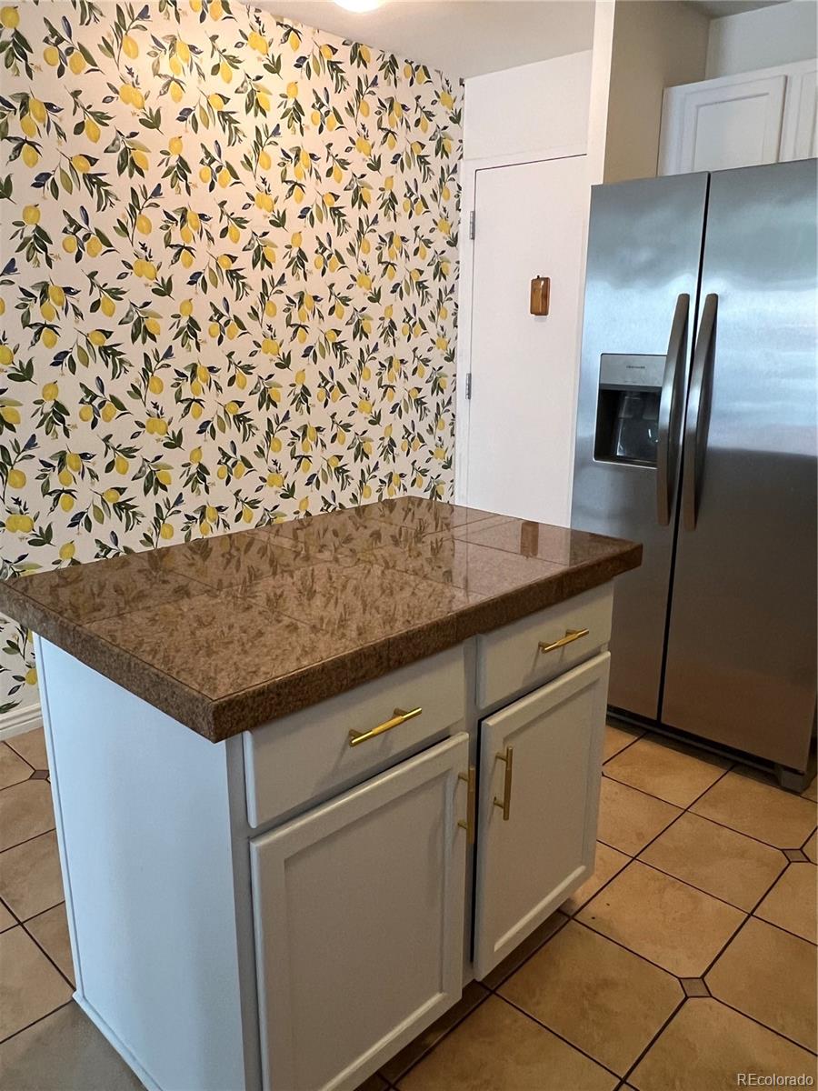 MLS Image #3 for 1121  albion street,denver, Colorado