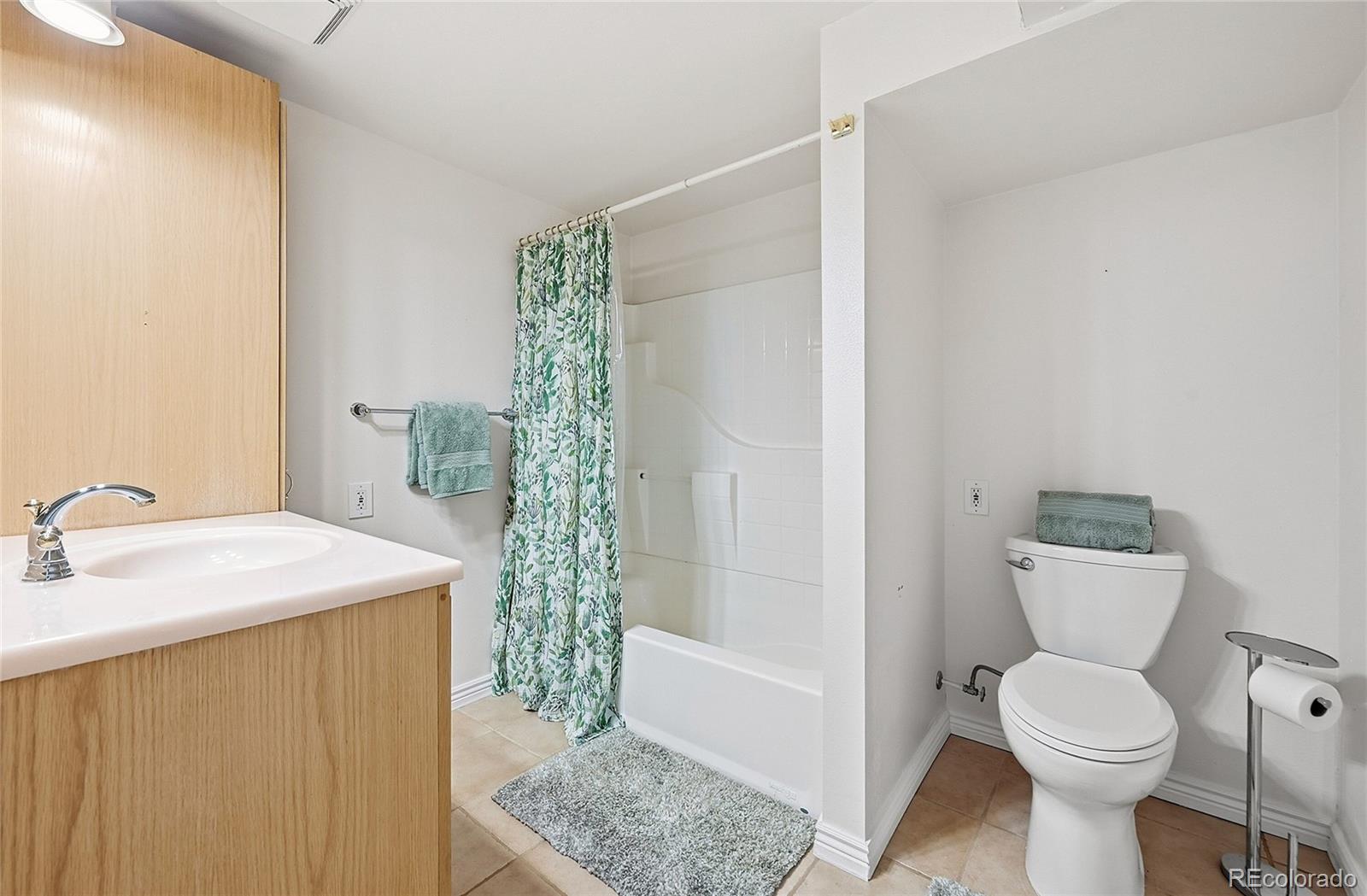 MLS Image #17 for 7209 s houstoun waring circle,littleton, Colorado