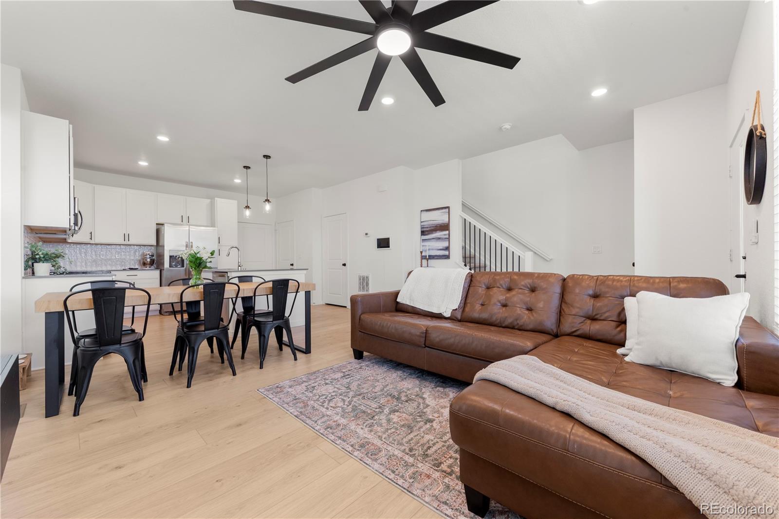 MLS Image #4 for 9152  gladiola way,arvada, Colorado