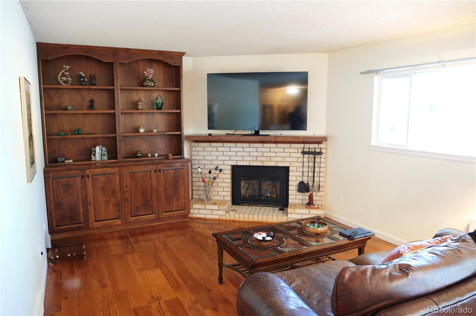 MLS Image #10 for 3040 s roslyn street,denver, Colorado