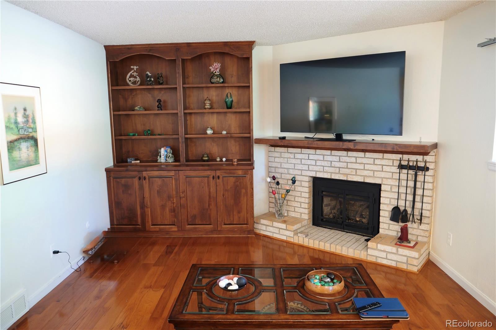 MLS Image #11 for 3040 s roslyn street,denver, Colorado